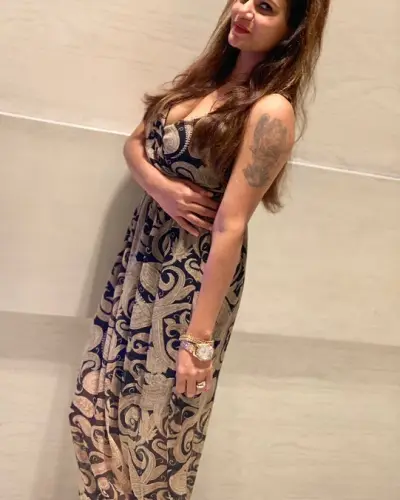 Jirapur Escort